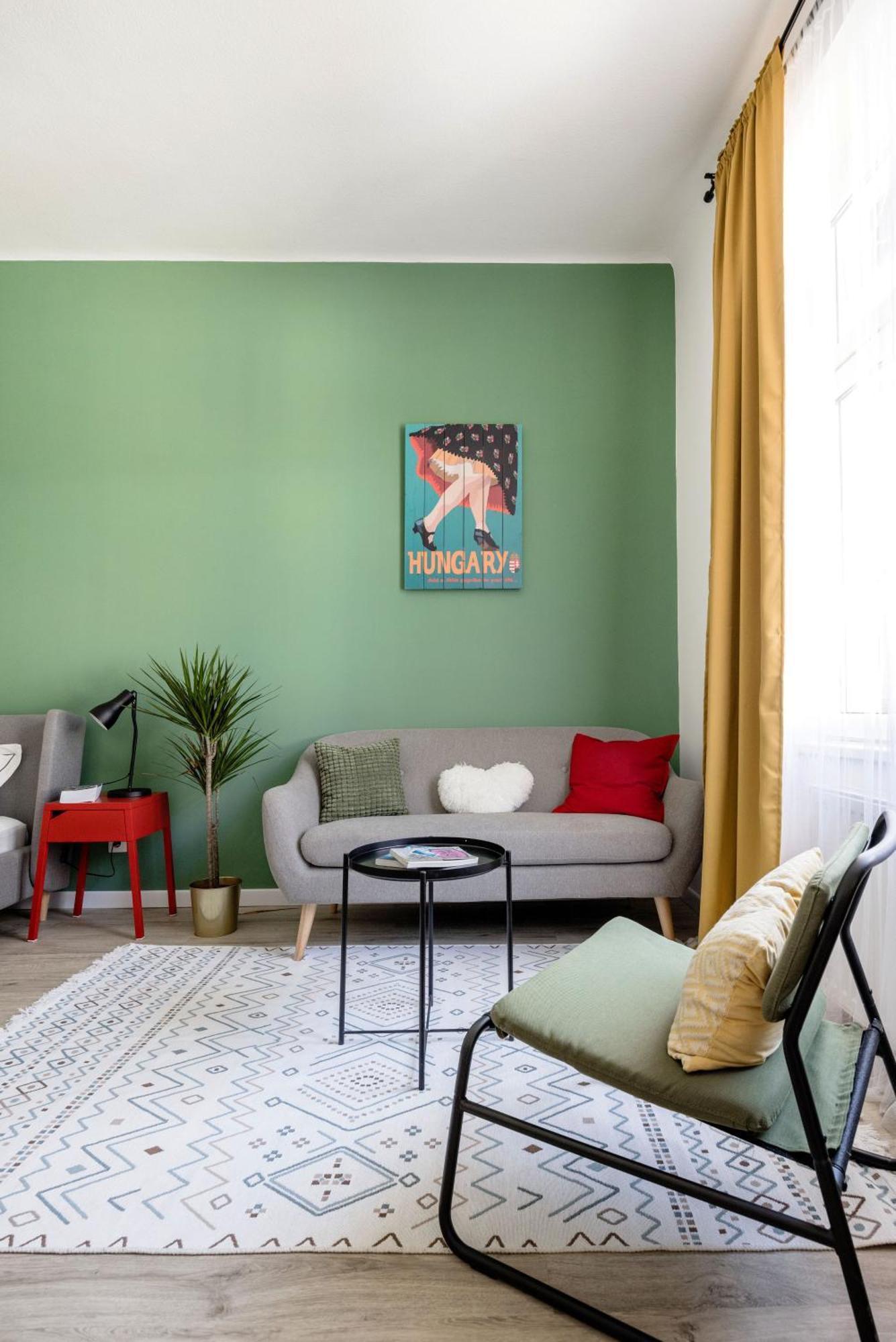 Stylish And Colourful Apartment In The City Centre Будапешт Экстерьер фото